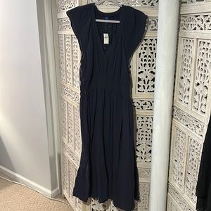 Old navy flutter sleeve dress